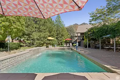 3357 E Glacier Ln, Sandy, UT 84092 - Photo 59