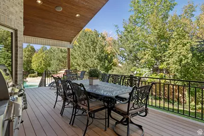 3357 E Glacier Ln, Sandy, UT 84092 - Photo 47