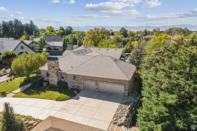 3357 E Glacier Ln, Sandy, UT 84092 - Photo 83