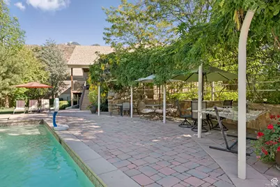 3357 E Glacier Ln, Sandy, UT 84092 - Photo 61