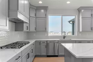 562 W Coyote Rdg Rd, Grantsville, UT 84029 - Photo 15