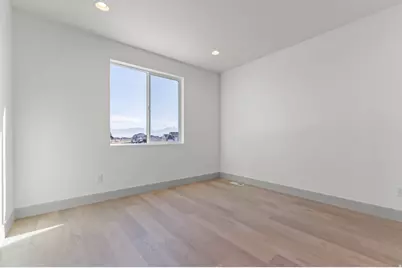 562 W Coyote Ridge Rd, Grantsville, UT 84029 - Photo 9