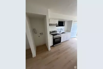 2016 W Hewwood Cir, Taylorsville, UT 84129 - Photo 13