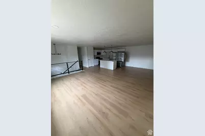 2016 W Hewwood Cir, Taylorsville, UT 84129 - Photo 7