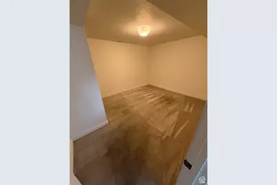 2016 W Hewwood Cir, Taylorsville, UT 84129 - Photo 21