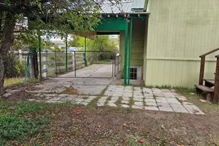 496 E Main St, Wellington, UT 84542 - Photo 29