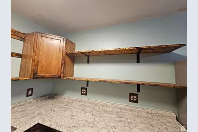 496 E Main St, Wellington, UT 84542 - Photo 15