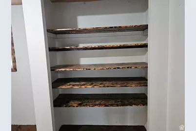 496 E Main St, Wellington, UT 84542 - Photo 17