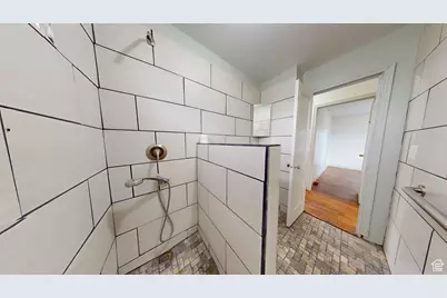 496 E Main St, Wellington, UT 84542 - Photo 11