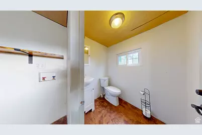 496 E Main St, Wellington, UT 84542 - Photo 21