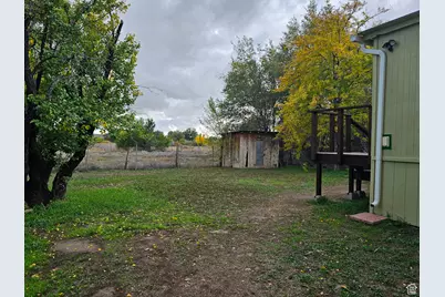 496 E Main St, Wellington, UT 84542 - Photo 31