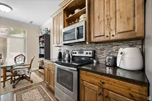 1015 N 995 W, Orem, UT 84057 - Photo 11