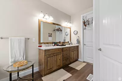 1015 N 995 W, Orem, UT 84057 - Photo 21