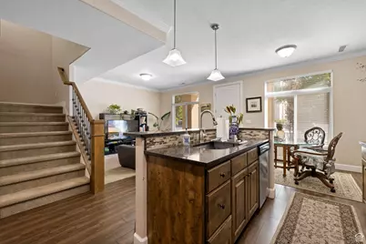 1015 N 995 W, Orem, UT 84057 - Photo 9