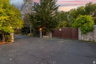 2238 E Cottonwood Cove Ln, Cottonwood Heights, UT 84121 - Photo 123