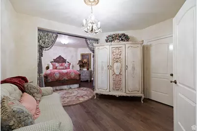 2238 E Cottonwood Cove Ln, Cottonwood Heights, UT 84121 - Photo 51