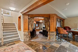 2238 E Cottonwood Cove Ln, Cottonwood Heights, UT 84121 - Photo 43