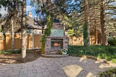 2238 E Cottonwood Cove Ln, Cottonwood Heights, UT 84121 - Photo 97