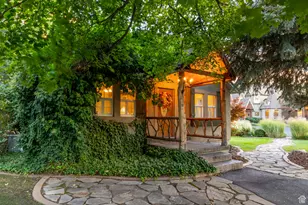 2238 E Cottonwood Cove Ln, Cottonwood Heights, UT 84121 - Photo 81