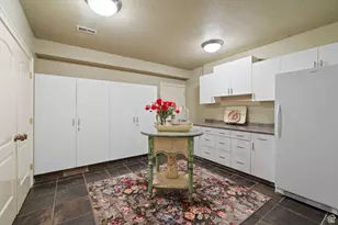 2238 E Cottonwood Cove Ln, Cottonwood Heights, UT 84121 - Photo 47