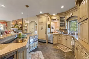 2238 E Cottonwood Cove Ln, Cottonwood Heights, UT 84121 - Photo 33