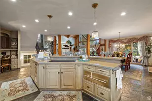 2238 E Cottonwood Cove Ln, Cottonwood Heights, UT 84121 - Photo 33