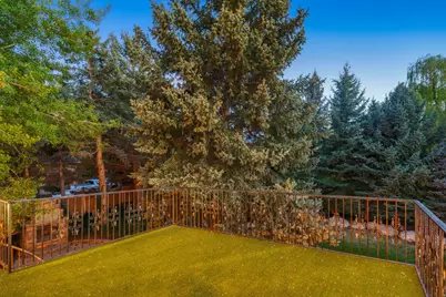 2238 E Cottonwood Cove Ln, Cottonwood Heights, UT 84121 - Photo 101