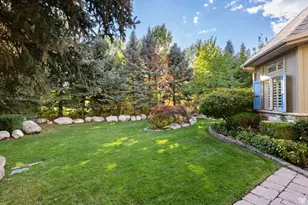 2238 E Cottonwood Cove Ln, Cottonwood Heights, UT 84121 - Photo 121