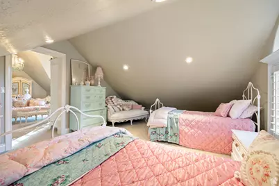 2238 E Cottonwood Cove Ln, Cottonwood Heights, UT 84121 - Photo 75