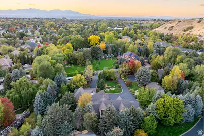 2238 E Cottonwood Cove Ln, Cottonwood Heights, UT 84121 - Photo 135
