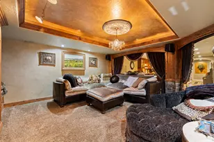 2238 E Cottonwood Cove Ln, Cottonwood Heights, UT 84121 - Photo 45