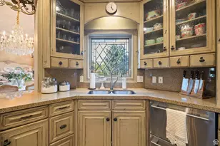 2238 E Cottonwood Cove Ln, Cottonwood Heights, UT 84121 - Photo 31