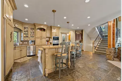 2238 E Cottonwood Cove Ln, Cottonwood Heights, UT 84121 - Photo 31