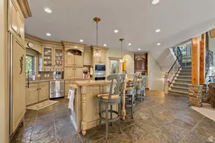 2238 E Cottonwood Cove Ln, Cottonwood Heights, UT 84121 - Photo 31