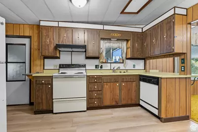 160 W 380 N, La Verkin, UT 84745 - Photo 7
