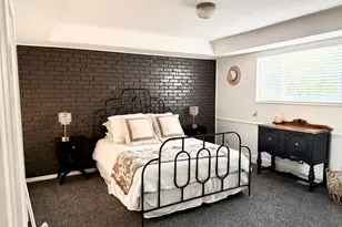 2220 E Murray Holladay Rd S, Holladay, UT 84117 - Photo 15