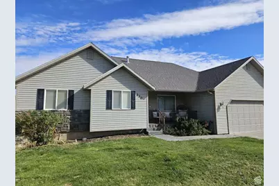 230 N Nelson Ave W, Roosevelt, UT 84066 - Photo 3