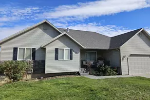 230 N Nelson Ave W, Roosevelt, UT 84066 - Photo 3