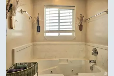 230 N Nelson Ave W, Roosevelt, UT 84066 - Photo 27