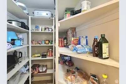 230 N Nelson Ave W, Roosevelt, UT 84066 - Photo 17