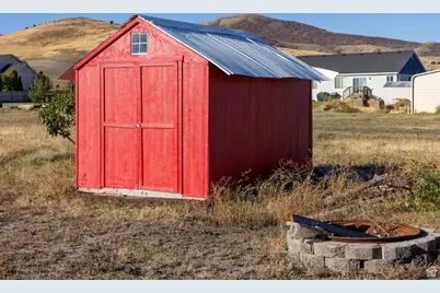 1747 N 8150 W, Petersboro, UT 84325 - Photo 33
