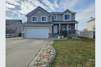 1509 N 2475 W, Clinton, UT 84015 - Photo 1
