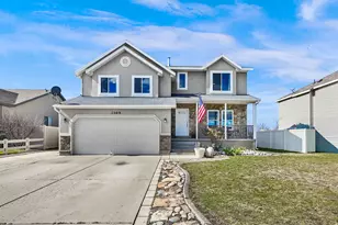 1509 N 2475 W, Clinton, UT 84015 - Photo 1