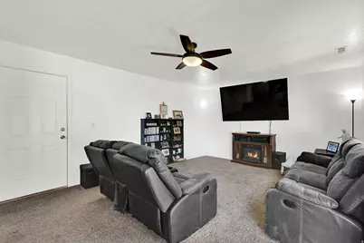 1509 N 2475 W, Clinton, UT 84015 - Photo 13