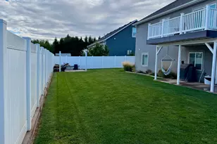 324 N 1000 W, Roosevelt, UT 84066 - Photo 7