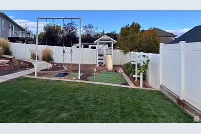 324 N 1000 W, Roosevelt, UT 84066 - Photo 13