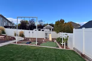 324 N 1000 W, Roosevelt, UT 84066 - Photo 13