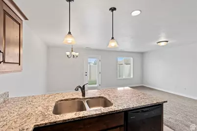 1142 W 2050 S, Syracuse, UT 84075 - Photo 7