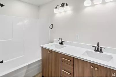 44 E 1225 S, Tremonton, UT 84337 - Photo 19