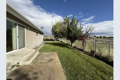 688 Birch Cir, Price, UT 84501 - Photo 7